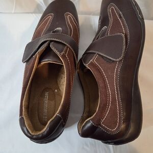 Naturalizer Women's Strap Closure Brown Casual Loafers Size 9M